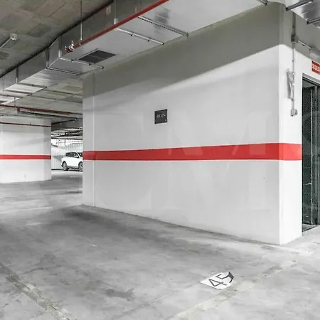 Cozy With Parking In The Center By Rems Apartment