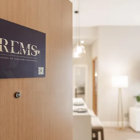 Cozy With Parking In The Center By Rems Apartment