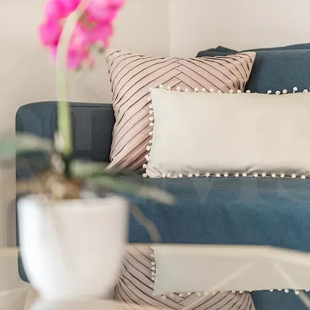 Cozy With Parking In The Center By Rems Malaga