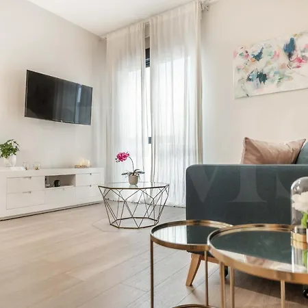 Cozy With Parking In The Center By Rems Apartment *